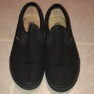 Like new slip on all black vans